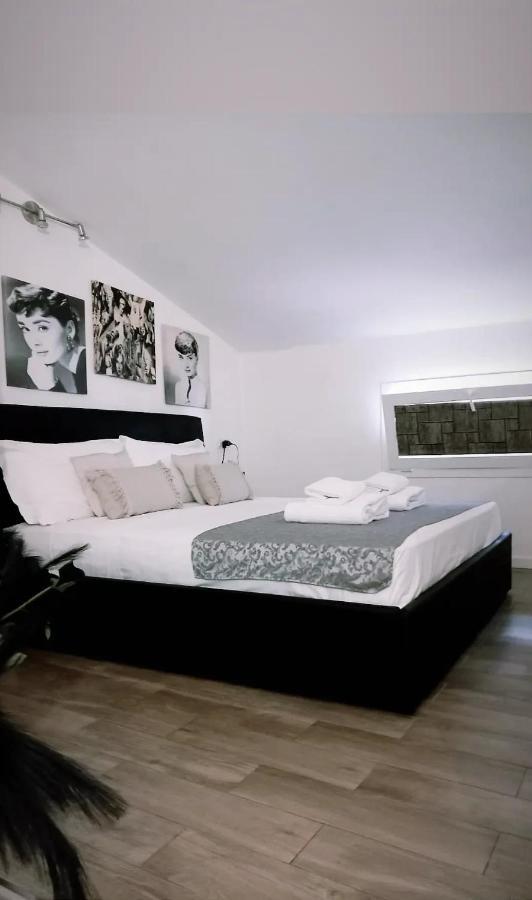 ᗰiki Hoᑌտᗴ Apartment Firenze Bagian luar foto